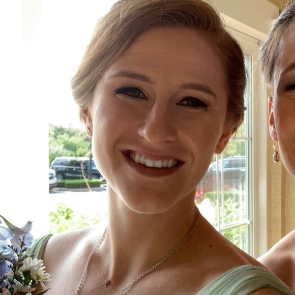 Meet your Posher, Erin - Picture 1 of 1